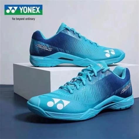 badminton shoes for indoor sports.